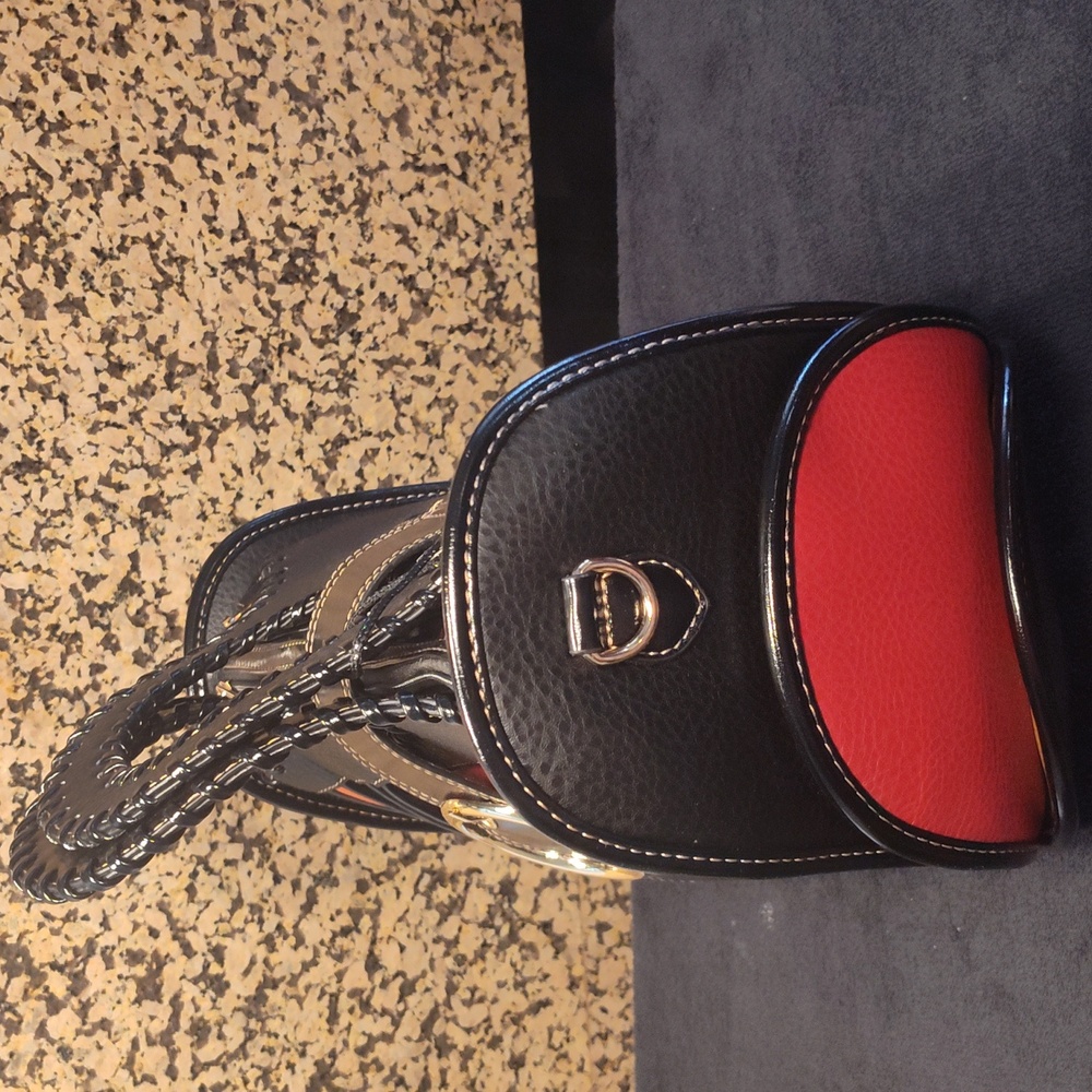 Chic Multicolor Leather Shoulder Bag - Picture 3 of 7